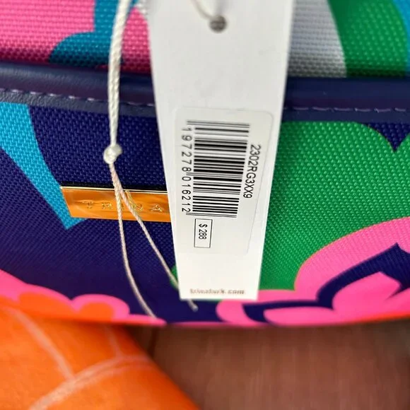 Trina Turk Insulated Picnic Tote NWT + Bonus Tumblers & Beach Blanket! - Picture 8 of 9